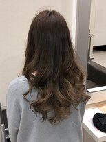 10711 となりの美容室&nbsp;ロングコテ巻きスタイル