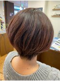 大人可愛い20代30代40代小顔ワンサイドショートボブ丸み前下がり