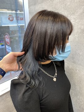 キャラ シャローネ 池袋(Chara Chalone) インナーネイビーウルフスタイル【池袋東口】