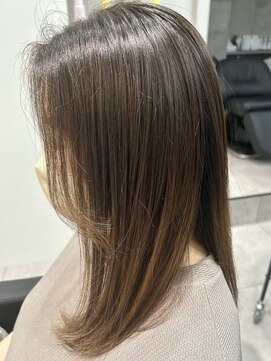 リム 南浦和(Lim) ハイライト/インナーカラー/白髪ぼかし/縮毛矯正/ショート