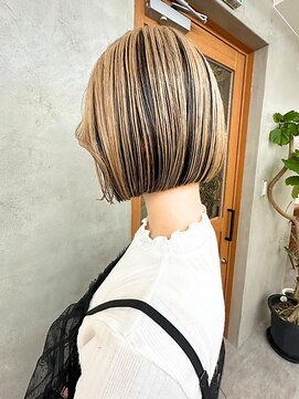 リアン(Lien) ショートボブ/ハイライト/ベージュ