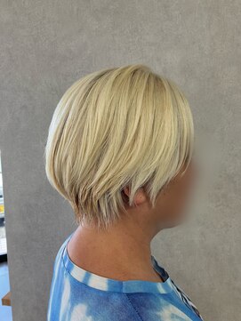 ディルガ リンク(Dilga LINK) ショートボブ