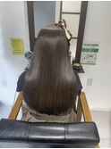 マットグレージュ重めロング