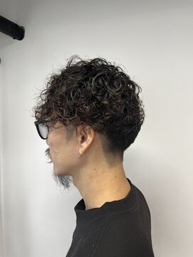 イッヒ 茅ヶ崎(IHHI) メンズニュアンスパーマ/メンズカット/スパイラルパーマ