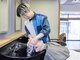 ロバーツ 立川(ROBERTS)の写真/【カットと一緒に体感を】心地よさが魅力のヘッドスパで、頭皮も気分もすっきりリフレッシュ。<理容室>