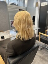 メンズサロン キング 梅田店(Men’s salon K!ng)&nbsp;ホワイトメッシュ/ツイスト/ツイスパ/パーマ/メンズ/眉毛