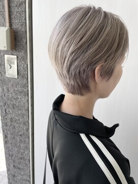 コレロ ヘアー(KORERO hair) ホワイトベージュ