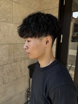 髪屋 紬 メンズ/メンズカット/メンズパーマ/波巻きパーマ