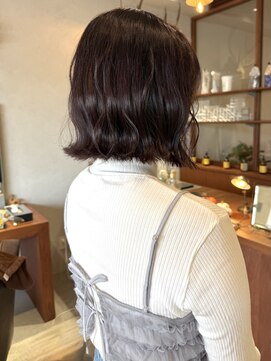 ウツギ(UTSUGI) 切りっぱなしボブ×ブリーチなしカラー