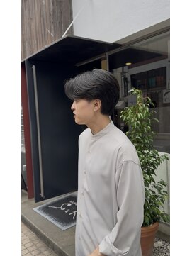 エムクール(M,cooL) ニュアンスパーマセンターパートコンマヘア