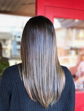 ルテラ(Lutella) バレイヤージュグラデーション