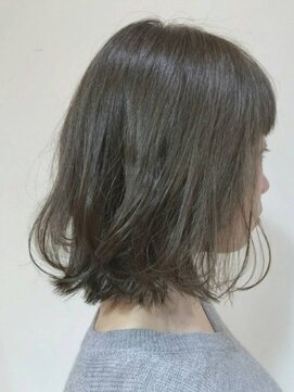 ジェイ エヌ バイ ネオリーブ(J/N by neolive) 【Neolive east】あご下ボブ