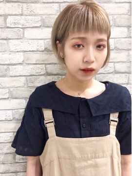 ローランド(Rowland) ショートカット！ショートボブ！ハイトーンベージュ！