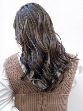 アイティー バイ アルバム 浦和店(IT by ALBUM) ３Dハイライト_エアリーミディショートパーマ_ba311562