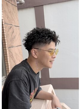 シフト 糸島店(SHIFT) ツイストスパイキーショート