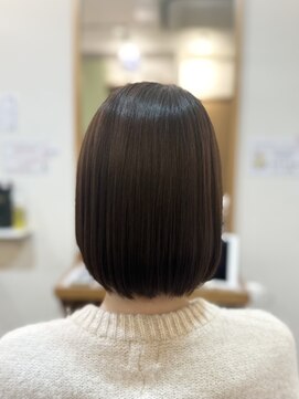 フリージア(freesia) ショートボブ/髪質改善トリートメント/ニュアンスカラー