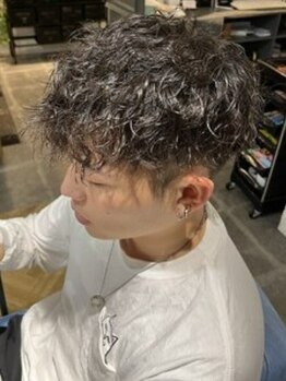 アンバーロイス 綱島(umber royce)の写真/トレンドを抑えたいあなたへ…。お洒落なメンズがこぞって通う!メンズパーマなら≪UMBER ROYCE≫ヘ★