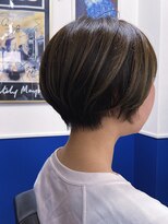 ジュリー(Julie)&nbsp;オーダー:襟足周りスッキリ目であとお任せ