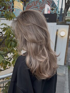 アイコントーキョー(i CON TOKYO) レイヤー×シルキーベージュ