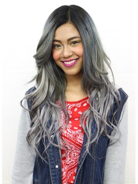 クリップ ジョイント ゴッド(CLIP JOINT GOD) 外国人風　ヌーディー シルバーカラー＆エクステ