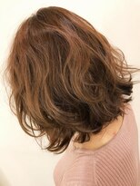 アールヘアー(ar hair) 【白井孝文】シャンパンゴールド×クセ毛風パーマ
