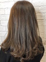 グレープバイン 辻堂(GRAPEVINES)&nbsp;グレージュカラー／セミロング