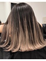 アライブ キチジョウジ(ALIVE Kichijoji)&nbsp;ALIVE吉祥寺 ロブイルミナカラーシースルーカラーヘルシーロング