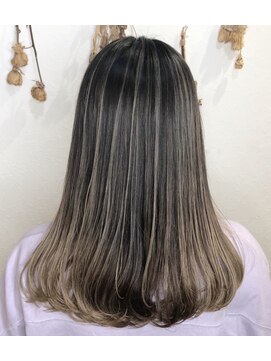 ウル(Ulu) コントラストハイライト