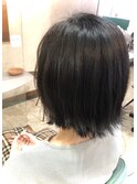 ショートボブ 外ハネ