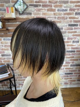 カットサロン HnT マッシュウルフ