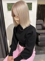 ピヨン 心斎橋(piLLon)&nbsp;ホワイトブロンド