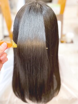 チェリッシュ(Cherish) 髪質改善ツヤ髪大人可愛いセミロング黒髪暗髪20代30代40代