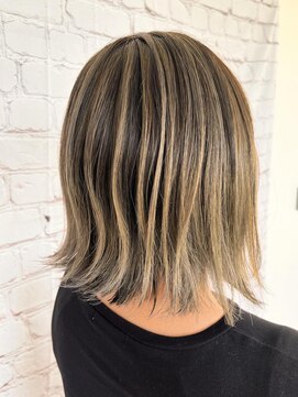 キーマン(KEYMAN) 切りっぱなしバレイヤージュ☆