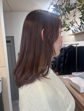 リラ バイ クオーレ(LIRA by CUORE) 水素カラーで艶髪ピンク