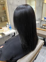 パダ(PADA)&nbsp;透明感黒髪ロング♪