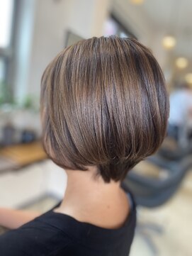 ノリス 幕張(Noris) 前下がりスリークショートBOB 【20代30代40代】大人可愛い