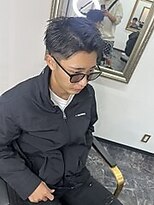 ブルーオーシャン 大牟田店(BlueOcean)&nbsp;黒髪短髪センターパートツーブロック