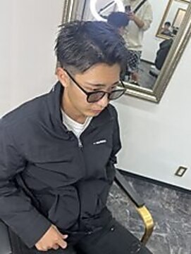 ブルーオーシャン 大牟田店(BlueOcean) 黒髪短髪センターパートツーブロック