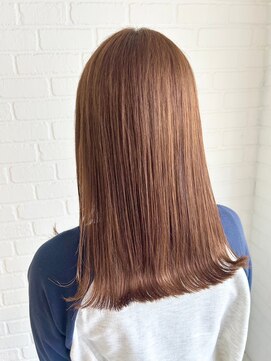 サロン デュッカ(Salon Duka) 明るめカラー