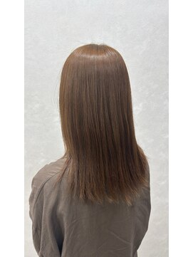 ベリーヘアデザイン ミルクティーベージュ