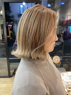 ローグ(Logue) ハイトーン　bob style