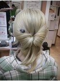 ルーズハーフアップハイトーンヘアセット ドレスヘア 結婚式