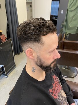リレーションメンズヘアー(RELATION MEN'S HAIR) スペインカールスパイキーショートフェザーパーマ波巻きパーマ