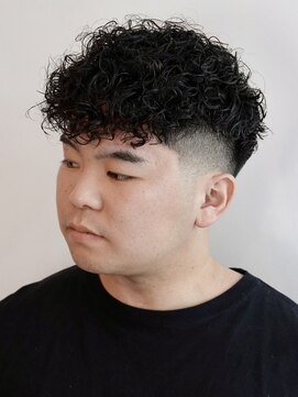 ロマンズヘッド(浪漫頭髪 ROMAN’S HEAD) スペインカール