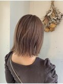 ラテベージュカラー/切りっぱなしボブ