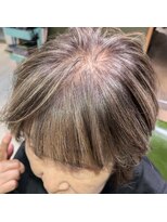 パラッチ 豊中店(Palacchi)&nbsp;白髪比率80％☆3Dハイライトで立体感のあるショートボブスタイル