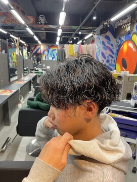 カーニー 錦糸町(kearny) 縦落ち波巻き