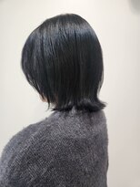 アメリ(ameri) 【ameriakari】レイヤーボブ/アッシュ/グレー/外ハネ/くびれヘア