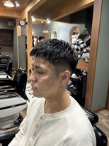 スタンドバーバー 柏(STAND BARBER)&nbsp;MEN’S/リバースセンターパート/ニュアンスパーマ/柏