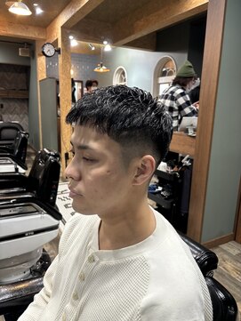 スタンドバーバー 柏(STAND BARBER) MEN’S/リバースセンターパート/ニュアンスパーマ/柏